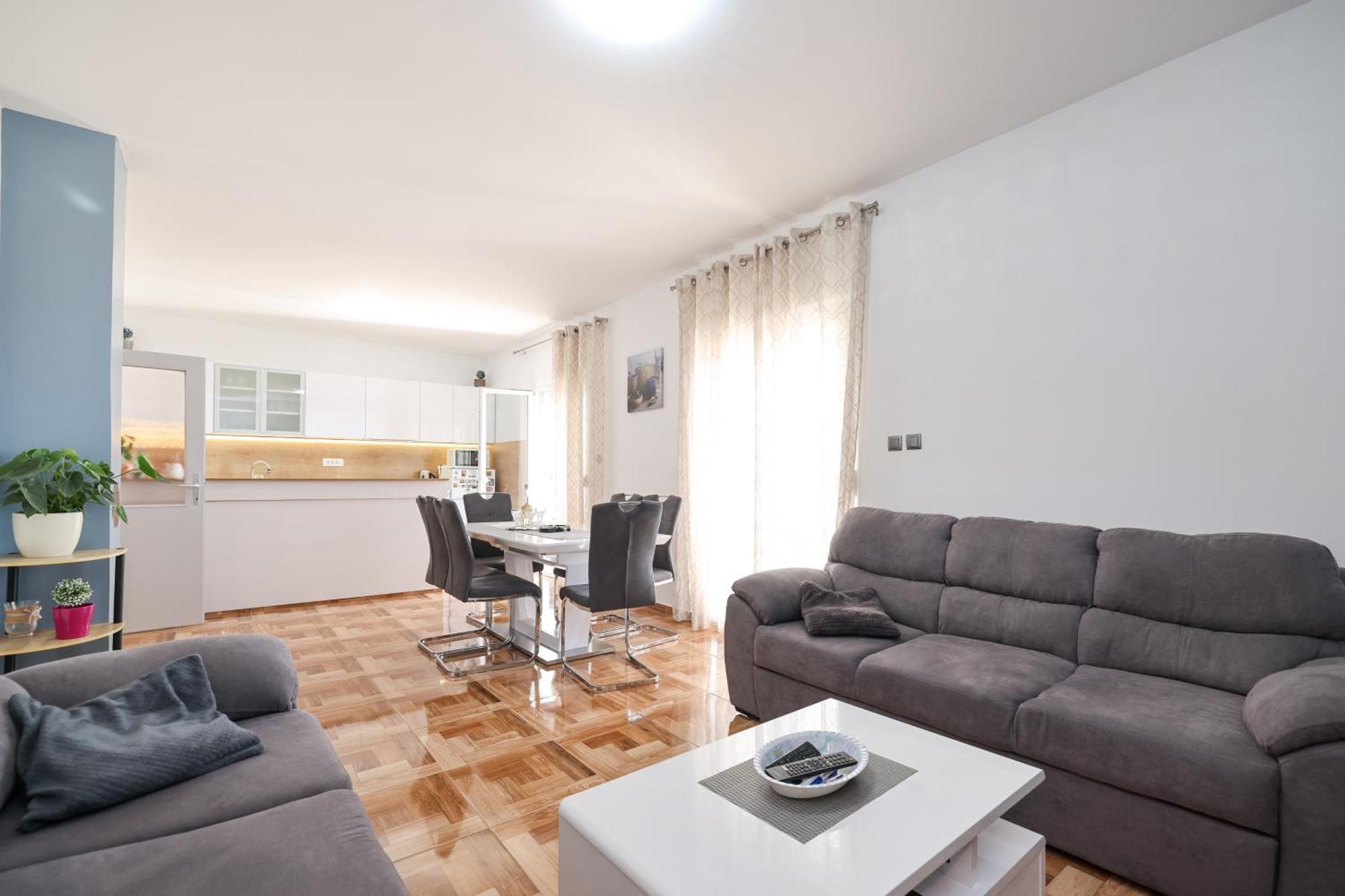 Apartment Pantalon, Big Terrace And Free Parking Zadar Exterior photo