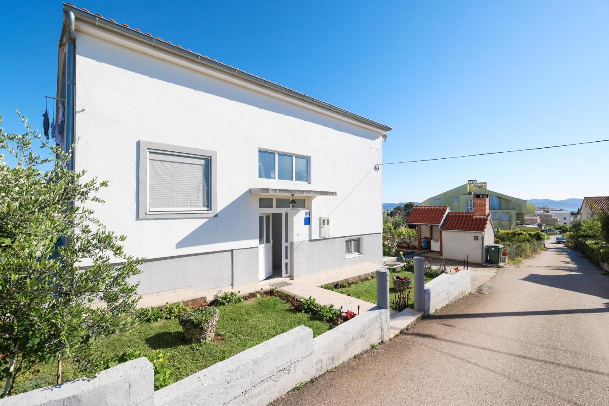 Apartment Pantalon, Big Terrace And Free Parking Zadar Exterior photo