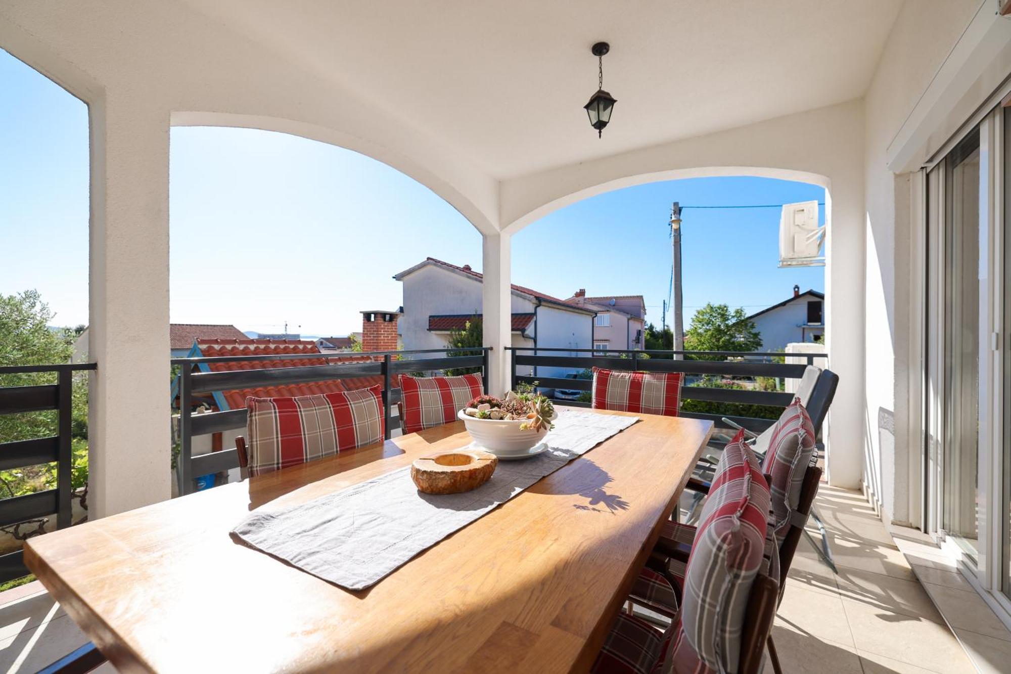 Apartment Pantalon, Big Terrace And Free Parking Zadar Exterior photo